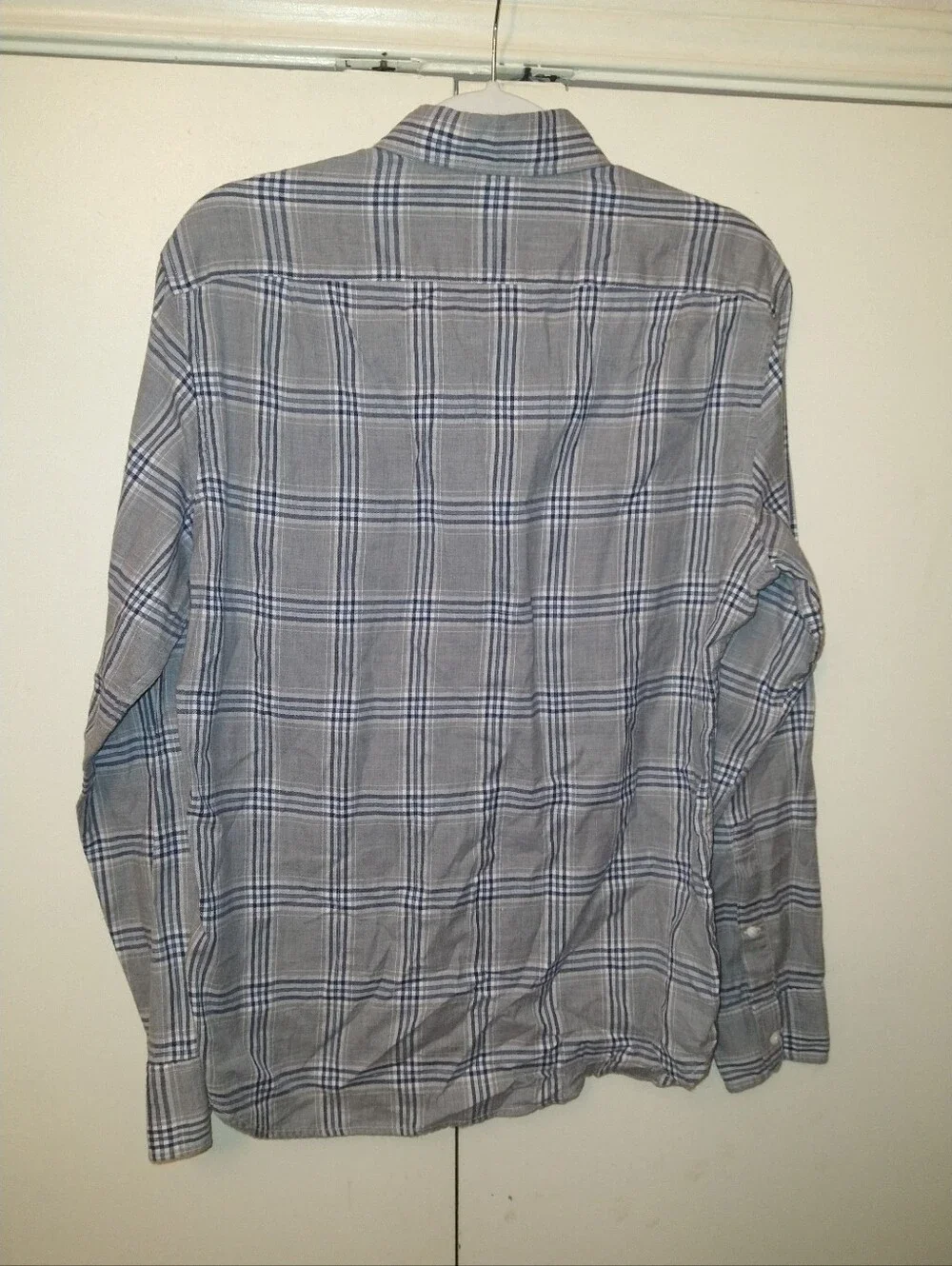 J Crew Slim Plaid Long Sleeve Button Down Shirt Men's sz Medium.